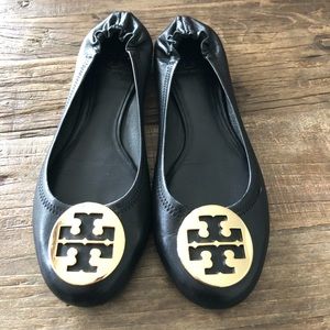Like new! Classic Tory Burch Reva Flats, Size 9